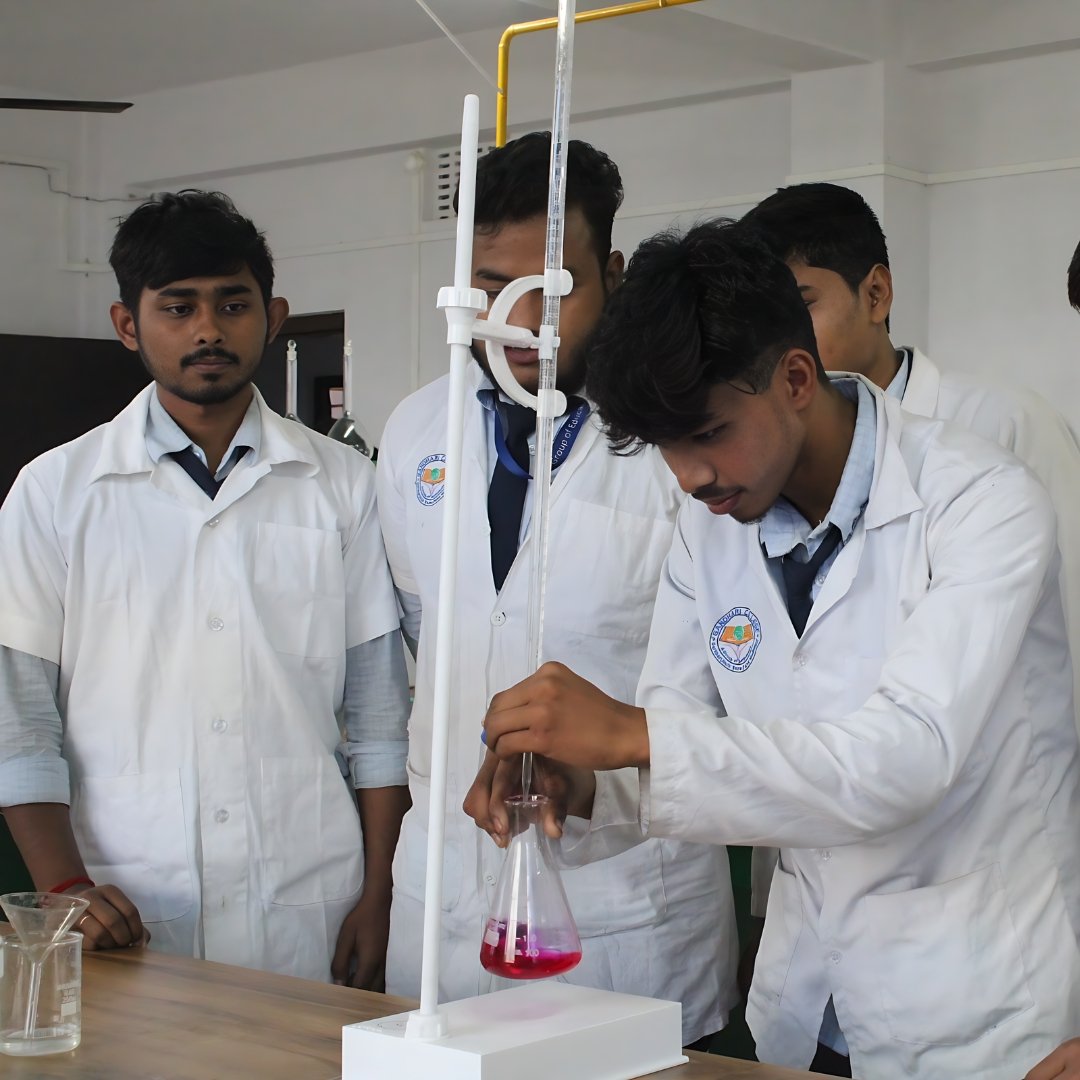 Pharmacy College (3)